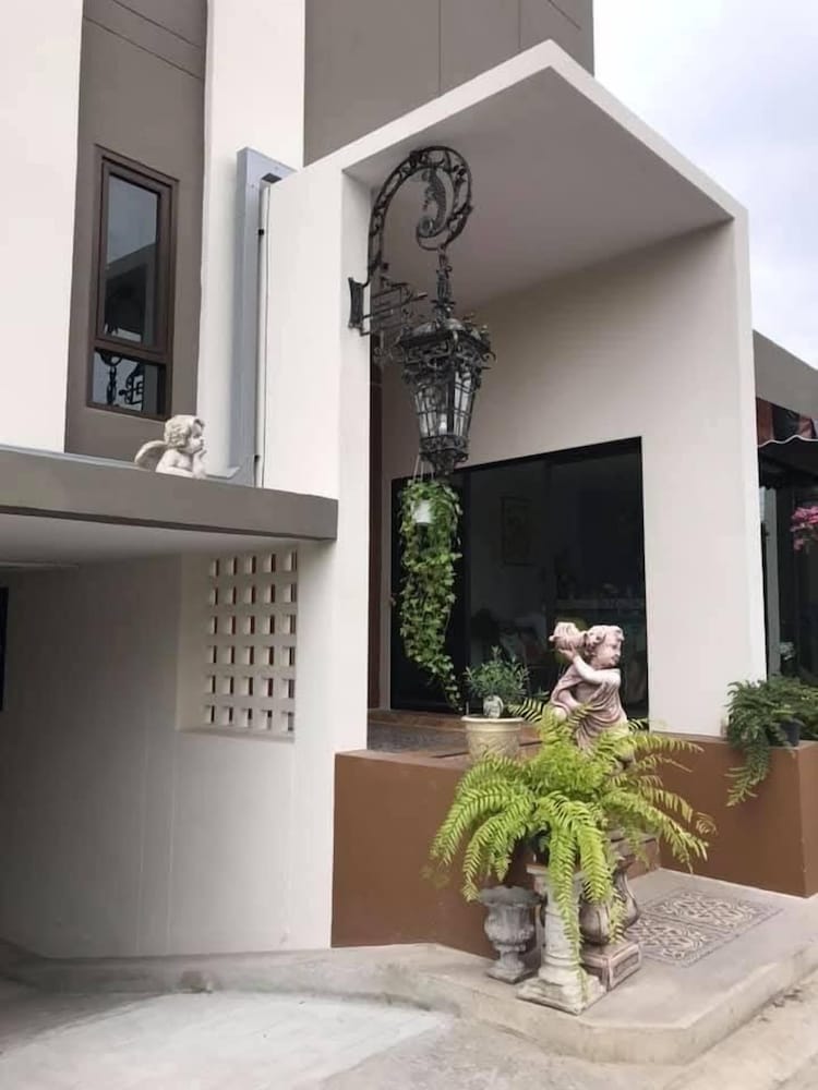Narada Residence