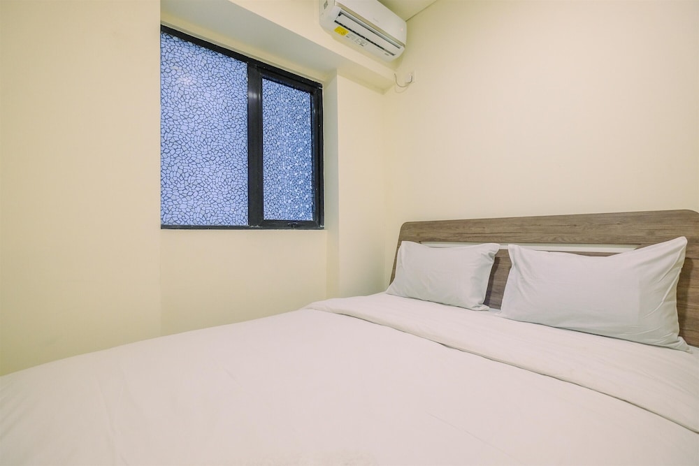 Beautiful and Strategic 1BR Meikarta Apartment view 2