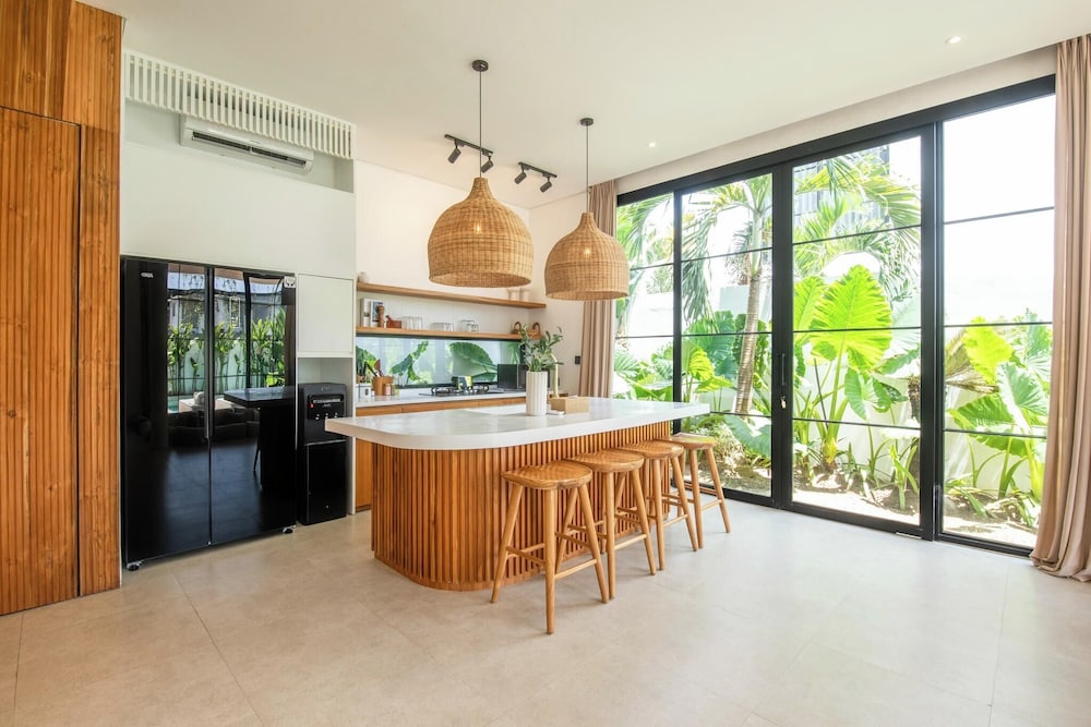 Modern 2BR Villas 5-min Walk to Canggu Beach