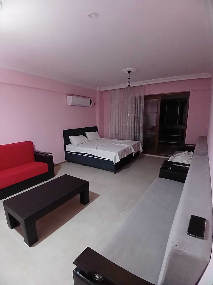 Mehmet Home