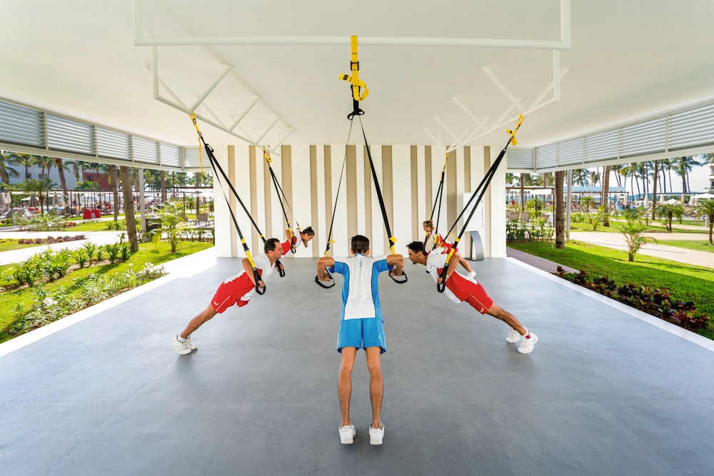 Puerto Vallarta Vacations - Hotel Riu Vallarta - All Inclusive - Property Image 2