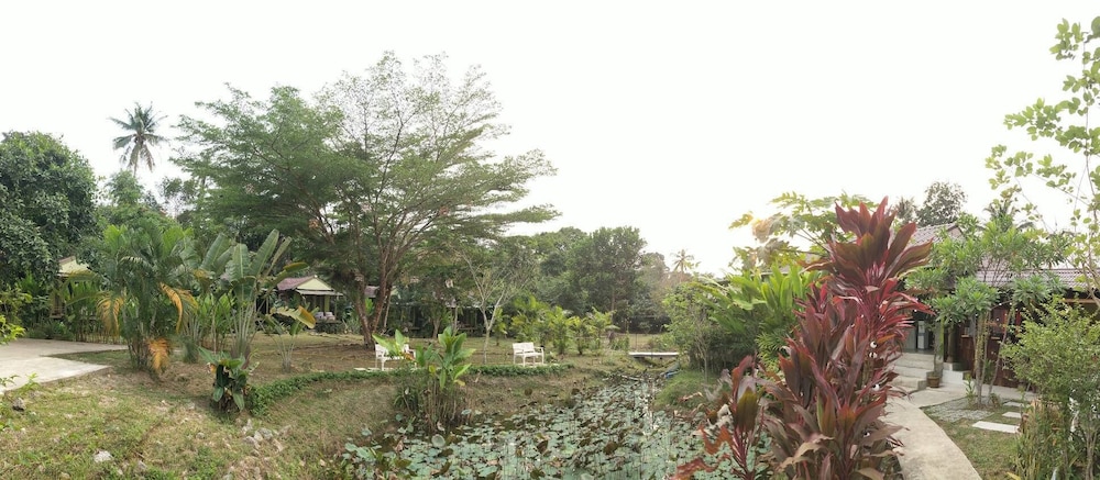 Baan Bua Cottage