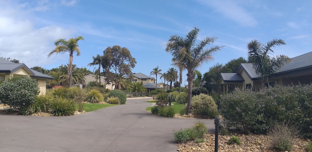 Island Cove Villas