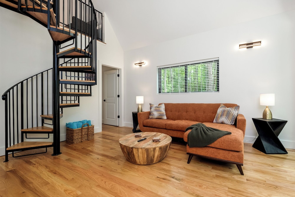 Luxury Home - The Bungalow