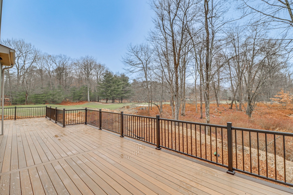 Bbq-ready Deck: Lake Harmony Home w/ Fire Pit