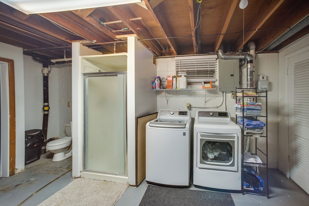 Omaha Vacations - Updated Omaha Home w/ Patio  Private Yard! - Property Image 9