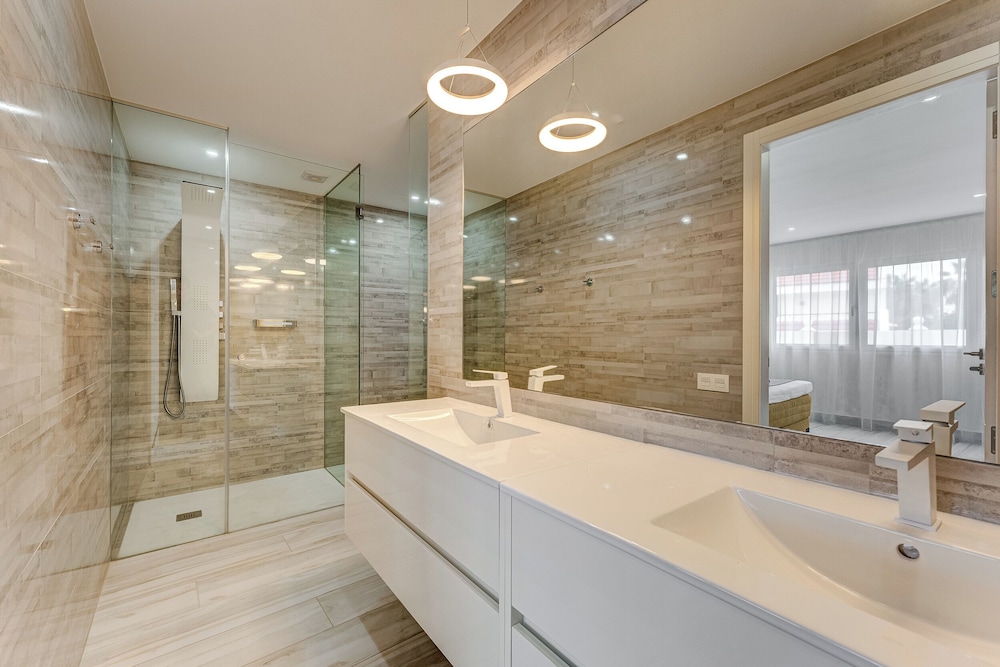 BAL Apartments - Adults Only