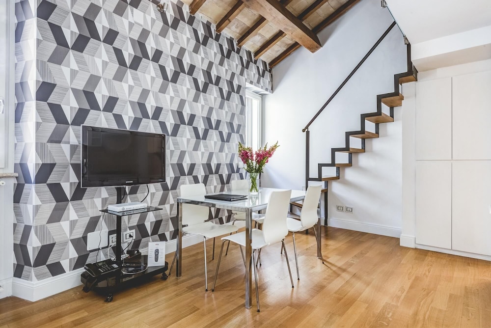Gonfalone Residence Carlotta