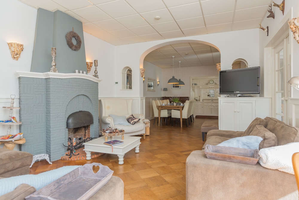 Pirombo Bed & Breakfast