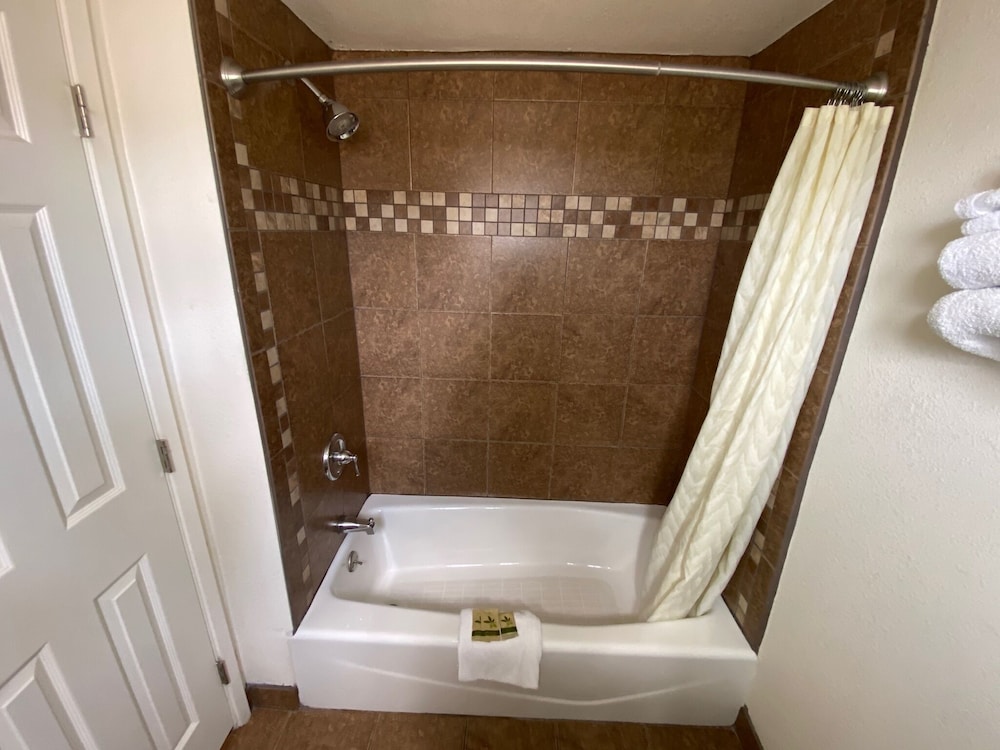 Economy Inn