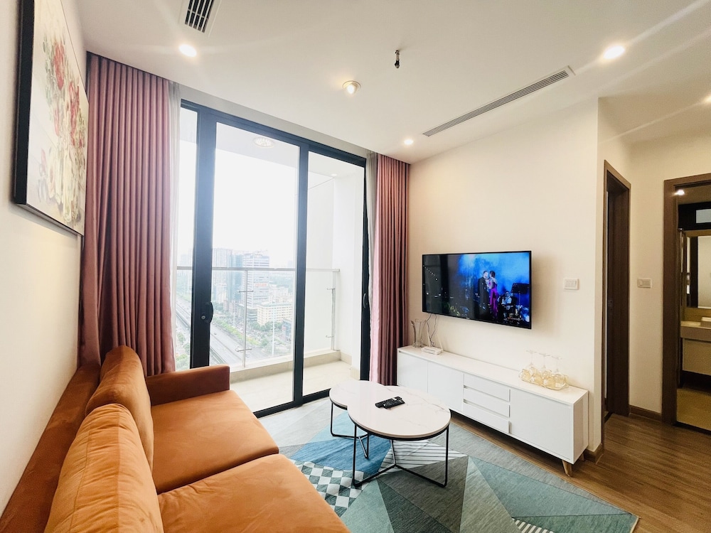 Vinhome SkyLake - Service Apartment