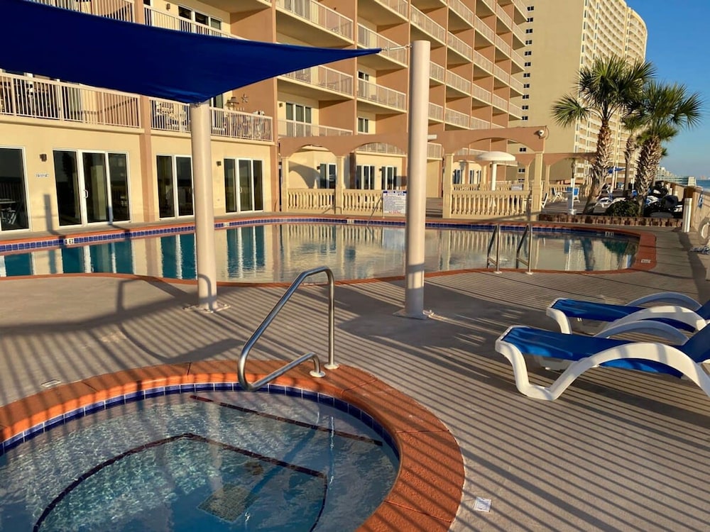 Coastal Condo 807 by Brightwild Beachfront