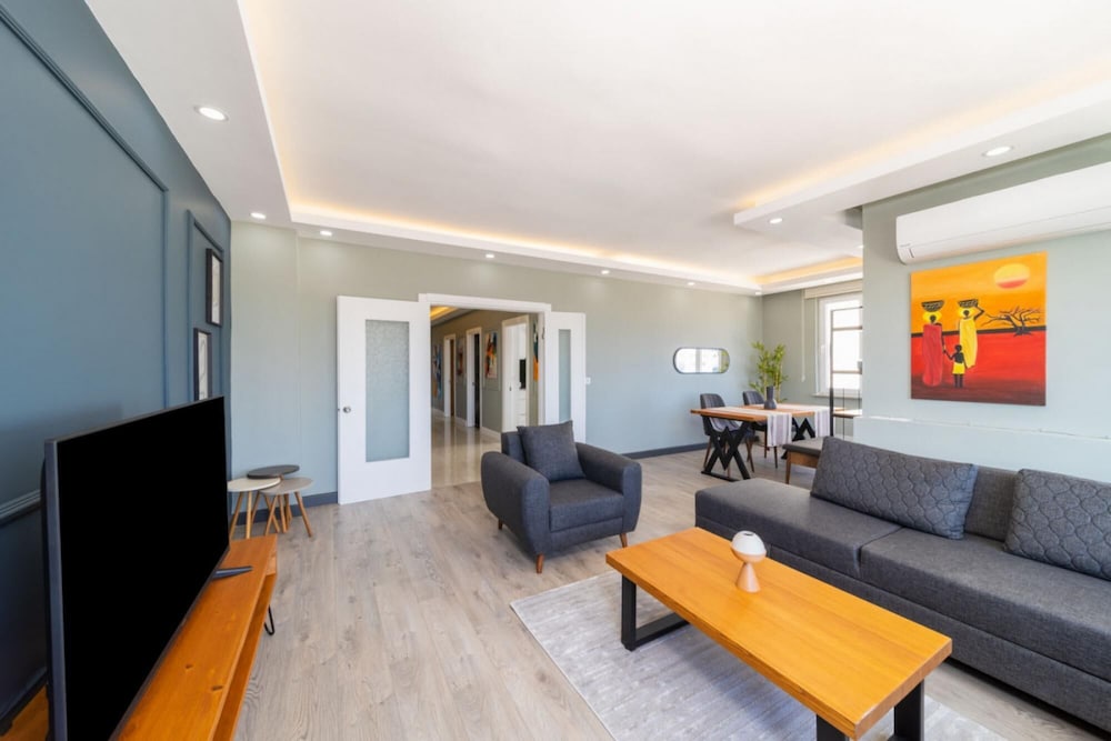 Flat With Walking Distance to Beach in Antalya
