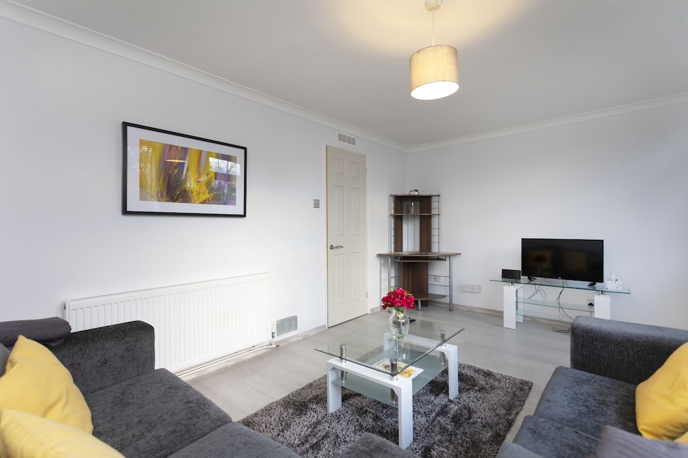 Loughborough Vacations - Mega Shelley - Property Image 1