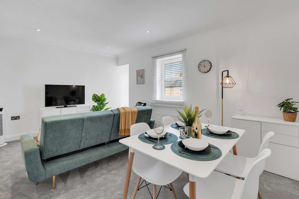30 Monthly Discount Long-stay St Mary s Nest