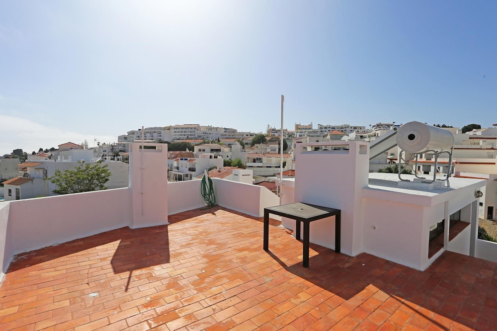 V 03 - Apartment 3 in Seacliff Albufeira