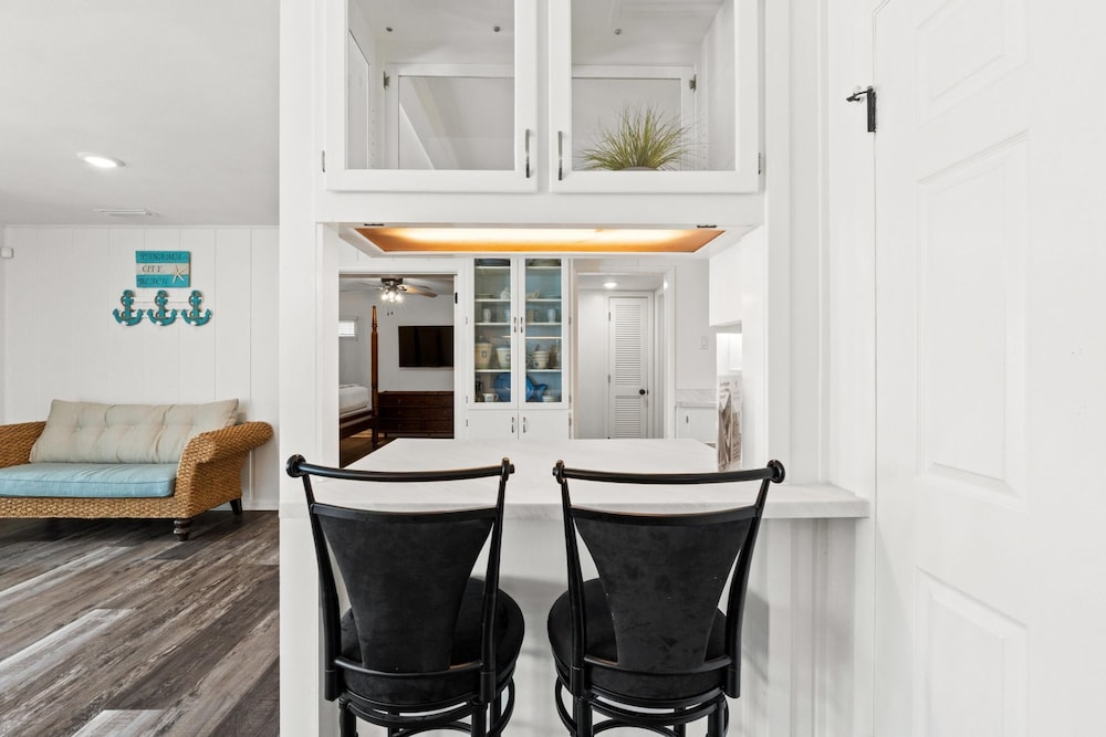 Beach House - Spyglass by PHG
