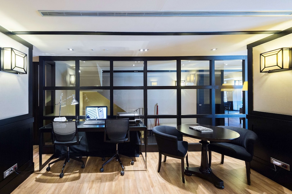 meeting & event spaces