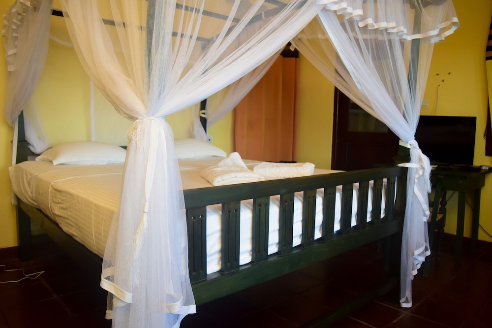 Lanka Eco Village