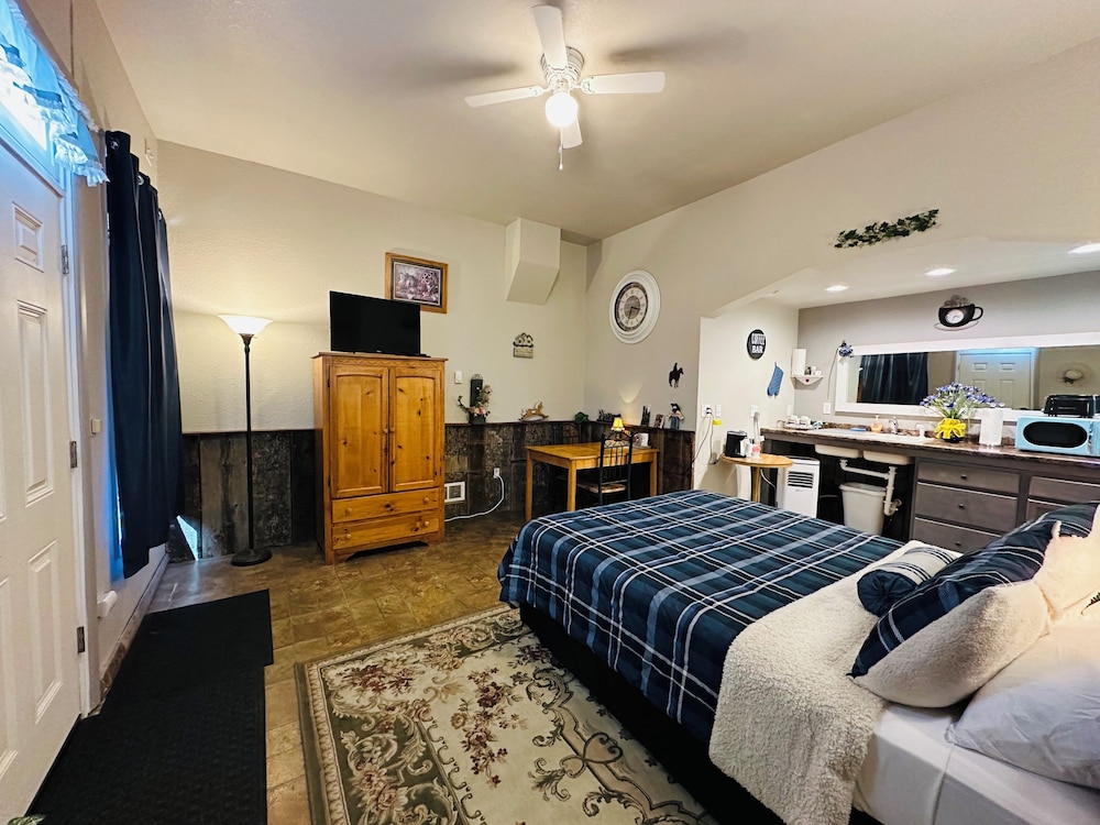Salmon River Inn