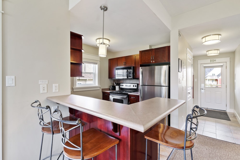 Rivergrass Condos