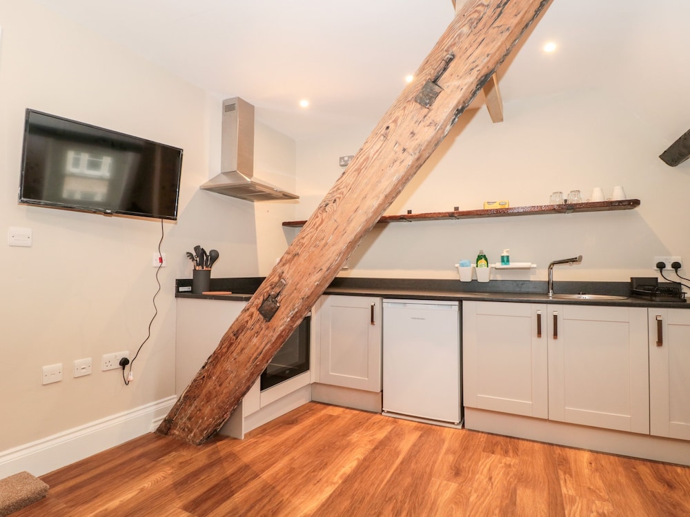Purbeck Hotel Apartments - Flat 5