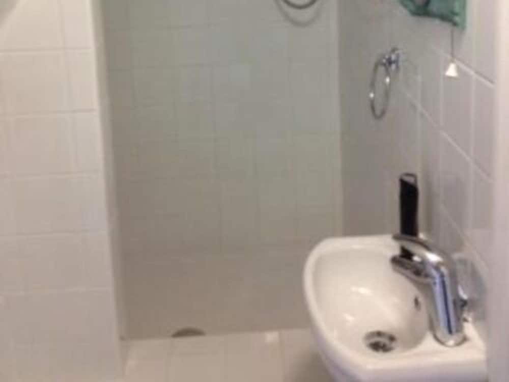 Huntingdon Vacations - Three Horseshoes Inn - Property Image 6