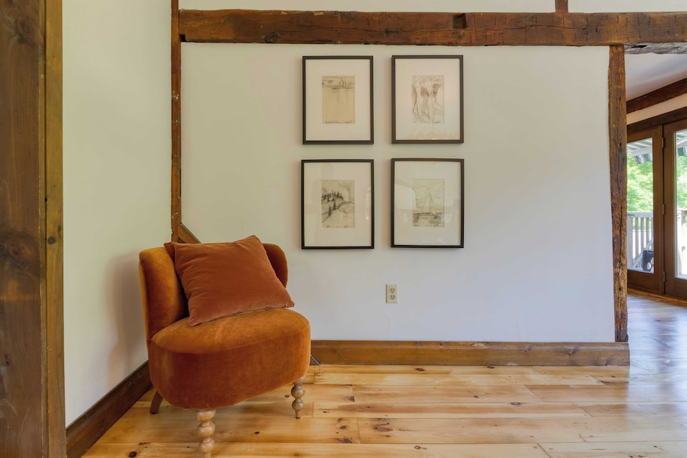Historic Barn Retreat w/ Pool & Pond Views Longview Pond Lodge by Avantstay