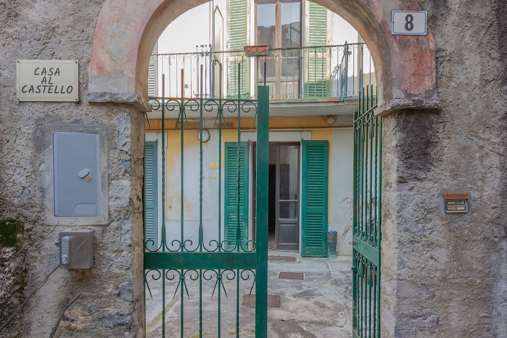 Corte al Castello in Perledo