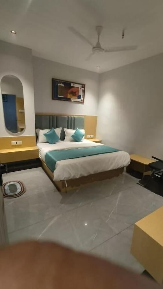 Hotel Royal Look