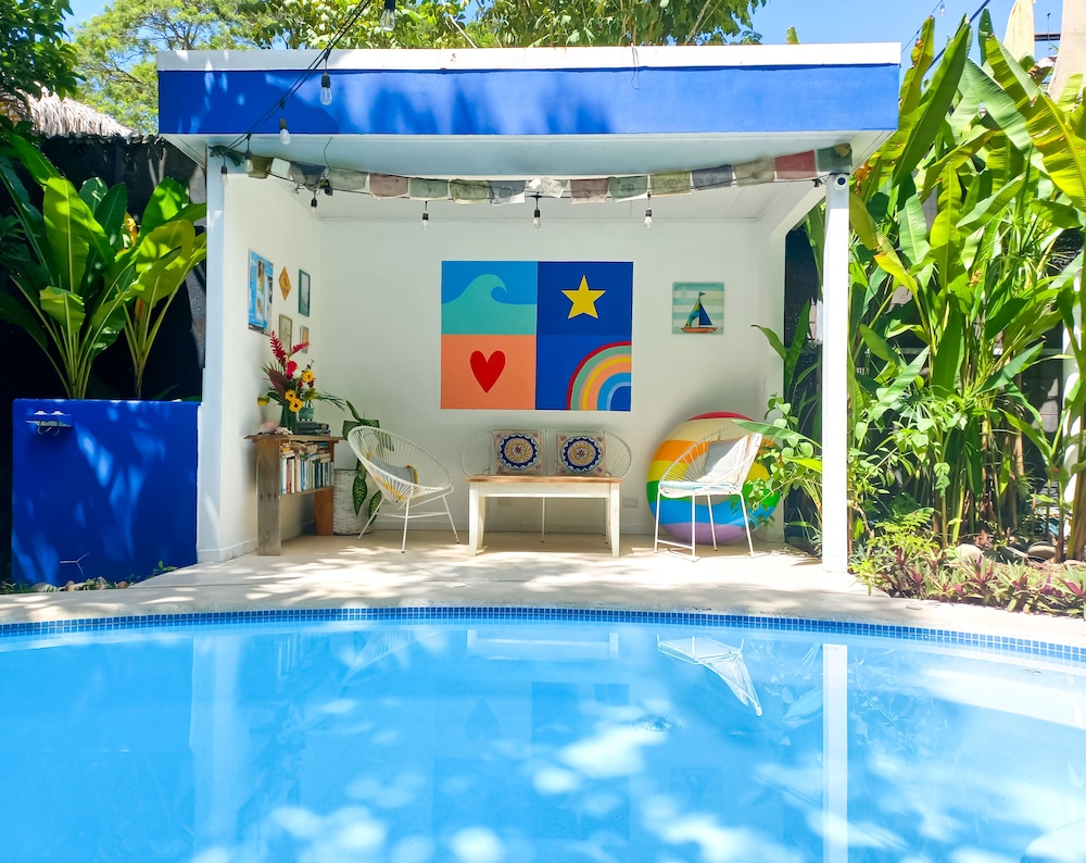 Calma Apartments
