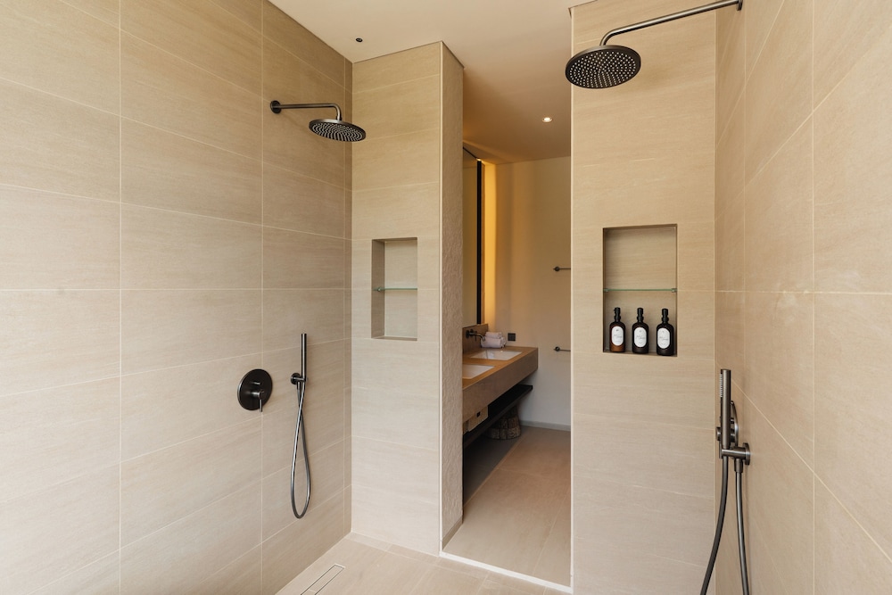 Pala House by Alfred in Bali
