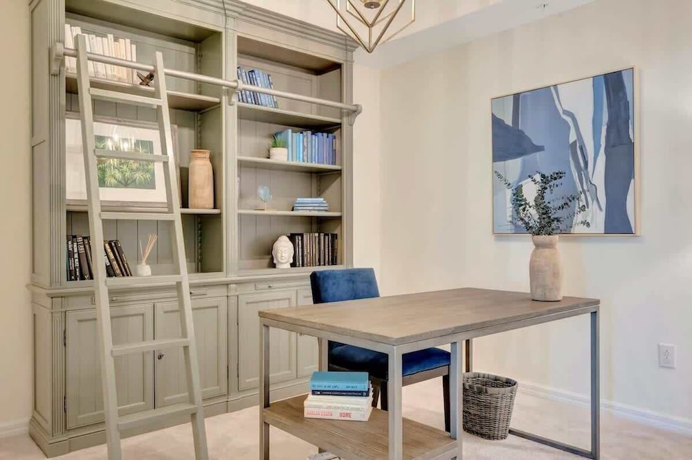 Golf Course Townhome Resort Amenities 2B Luxury