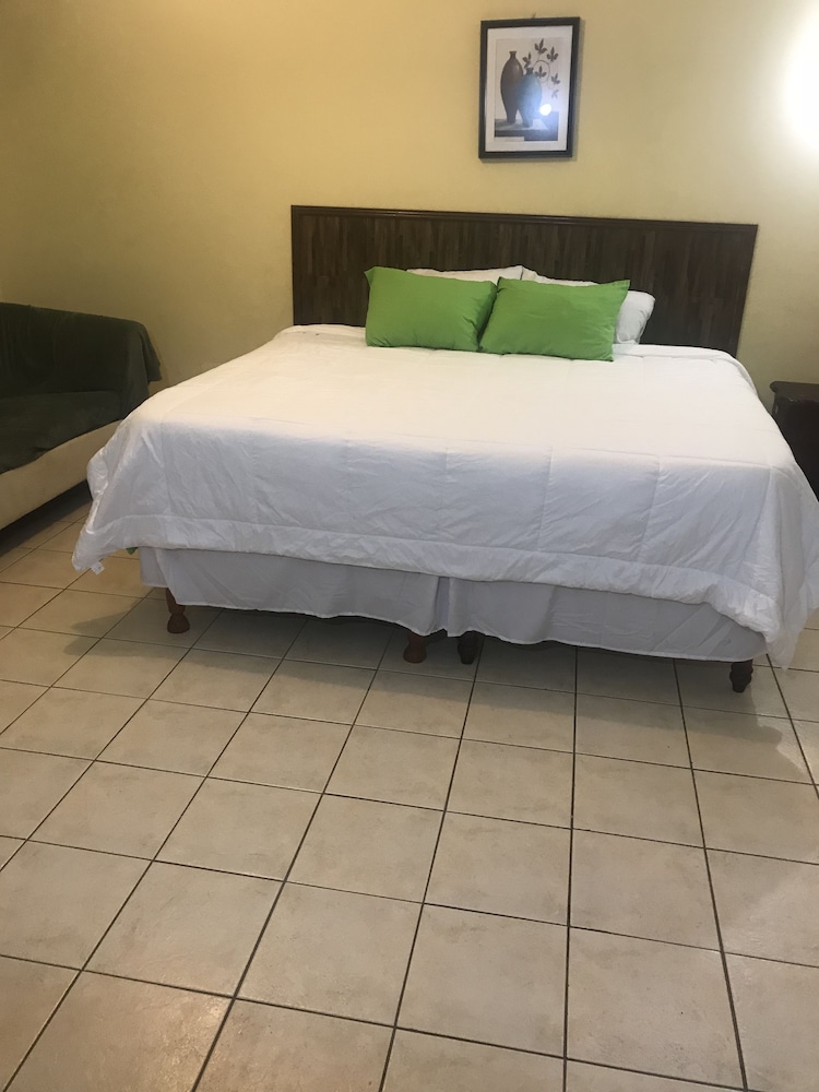Kingston Paradise Place Rooms