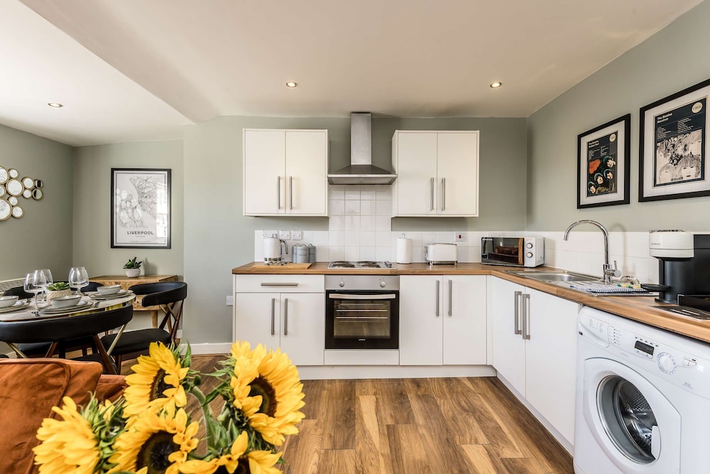 Host Stay Catharine Quarters
