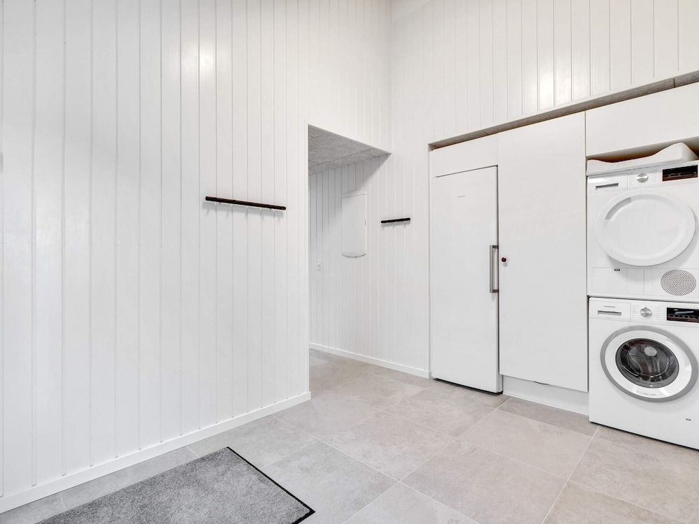 5 Star Holiday Home in Aakirkeby
