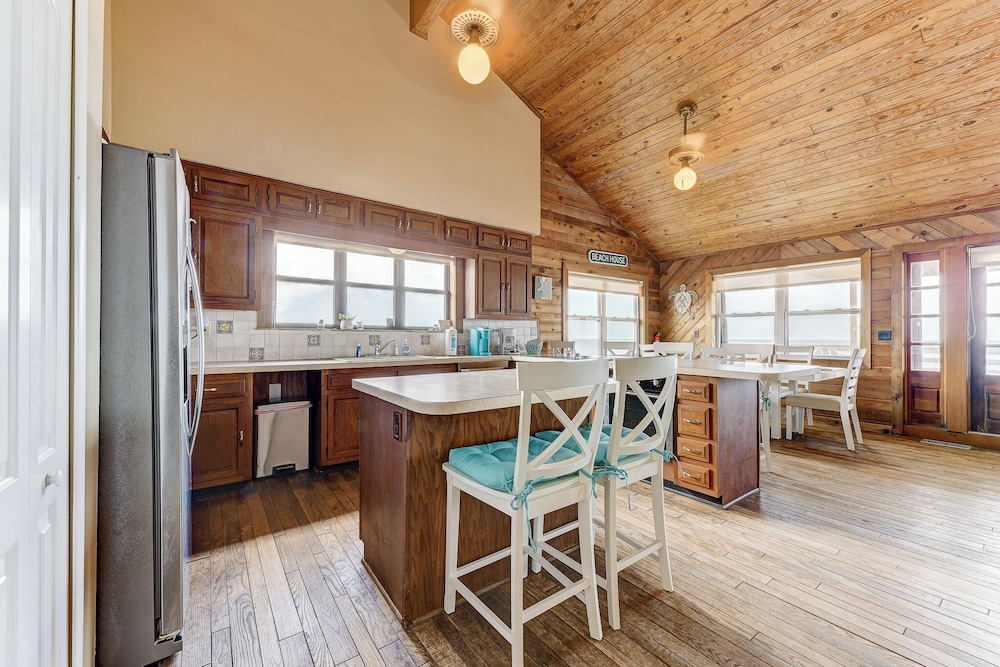 Dreamview by Distinctive Beach Rentals