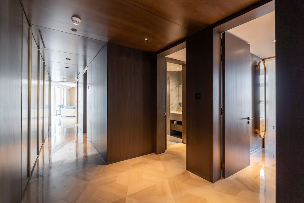 Stunning 3-bedroom Retreat at Five Palm Jumeirah With Spectacular Views and Direct Access to the West Beach