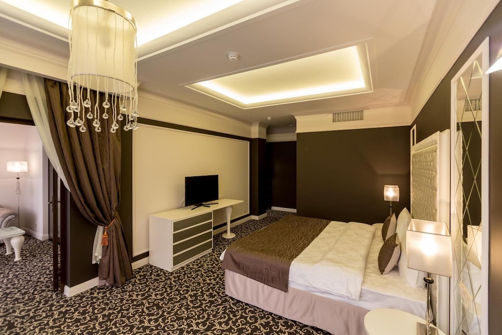Arcadia Hotel