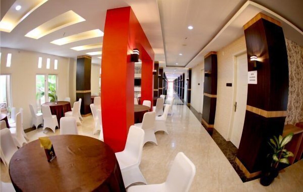 Hotel Grand Permata Hati