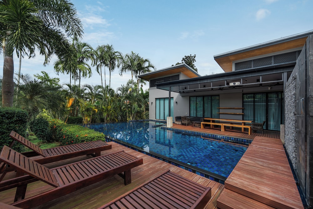 Aroha Villa Private Pool Nai Harn Beach