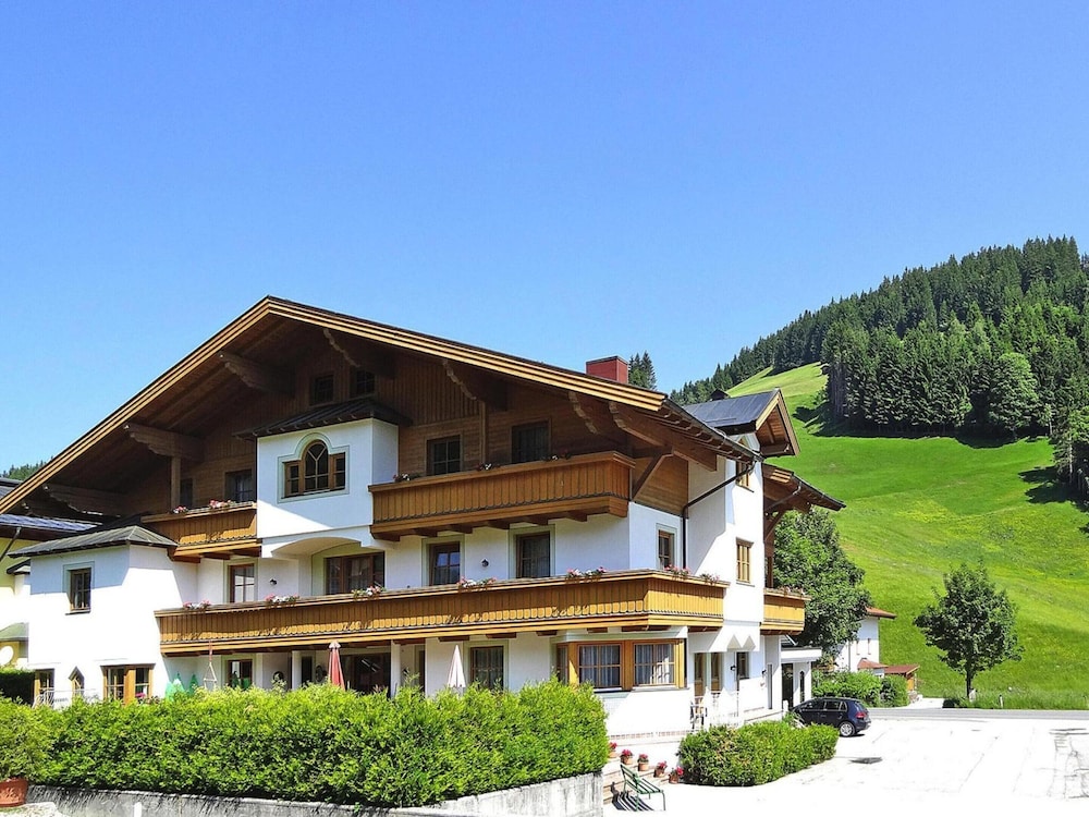 Apartment in Filzmoos Near Ski Amade
