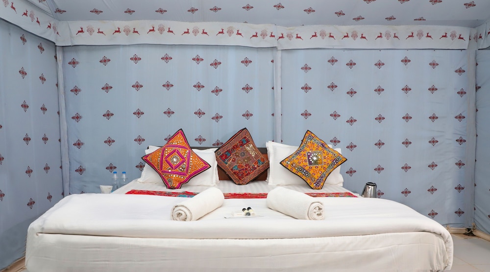 Shiv Tara Desert Camp