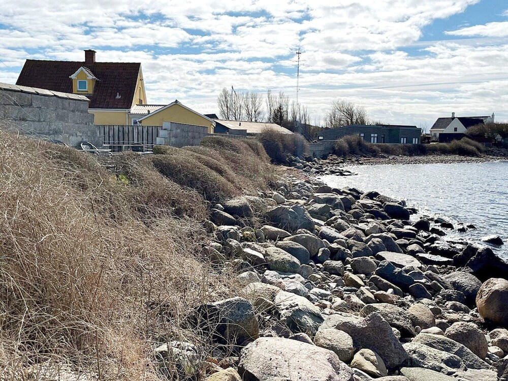 Photo 42