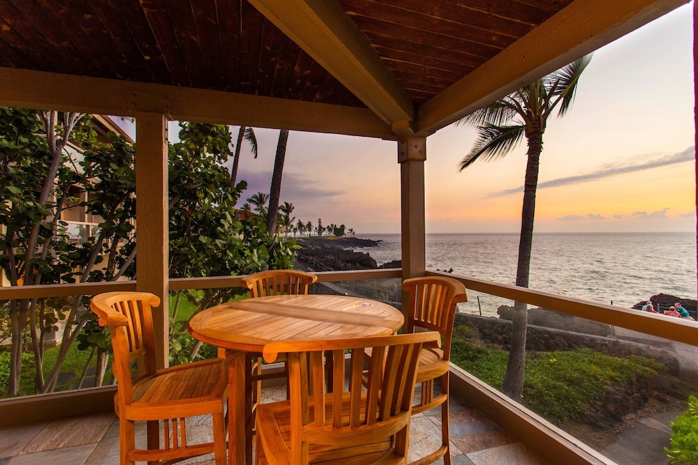 Exquisite Oceanfront Beautifully Upgraded Corner Unit - Vrkcv