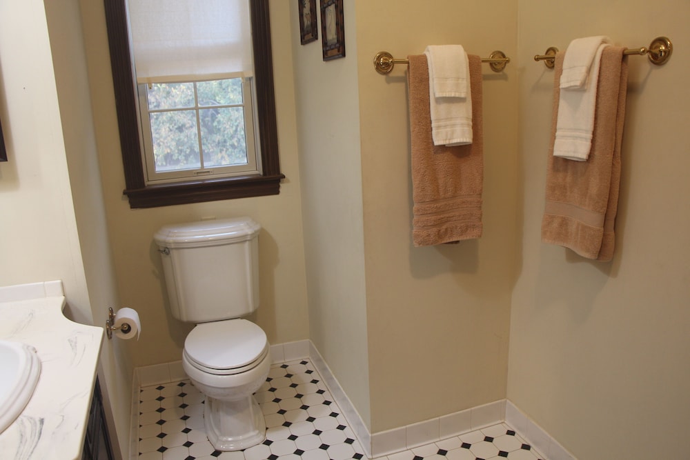 Apple Crest Inn