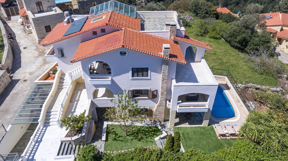 Dim Art Villa - With Private Pool view 2