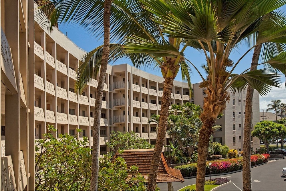 Royal Mauian 411 2 Bedroom Condo
