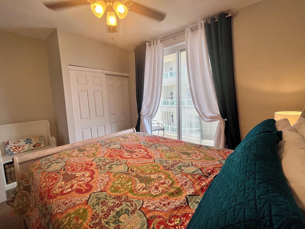 Emerald Key by Southern Vacation Rentals