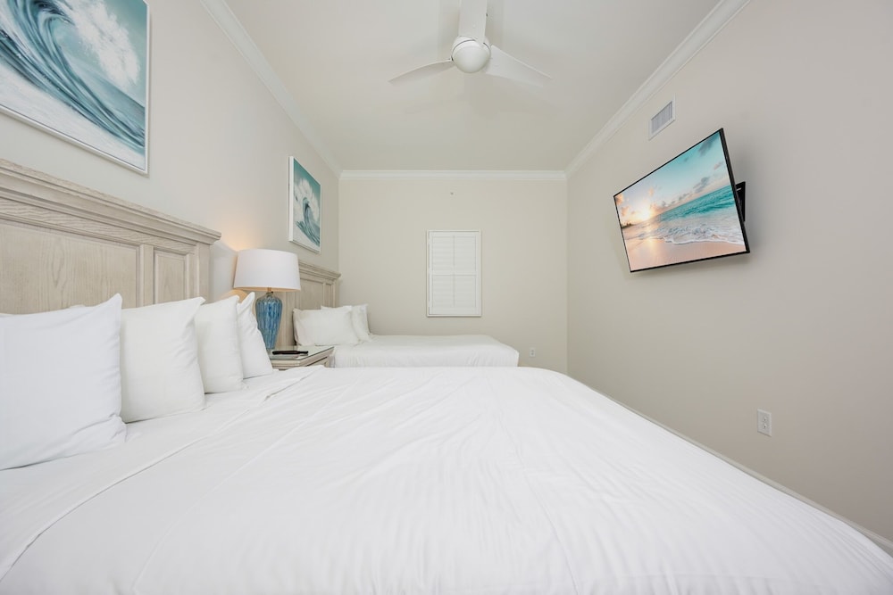 Phoenix Gulf Shores Ii 2205 4 Bedroom Condo
